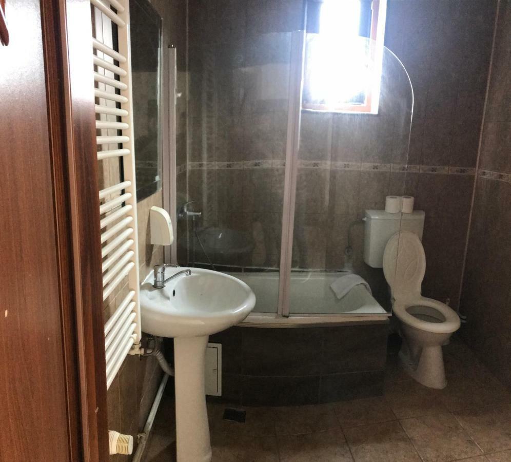Hotel Cosmin Arad Extérieur photo