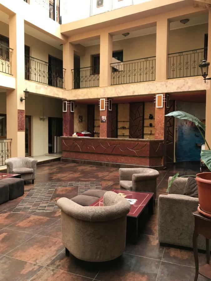 Hotel Cosmin Arad Extérieur photo